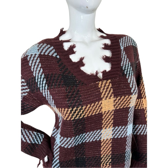 Entro gorgeous burgundy sweater top fringe unique plaid striped lovely pattern M - Picture 7 of 15